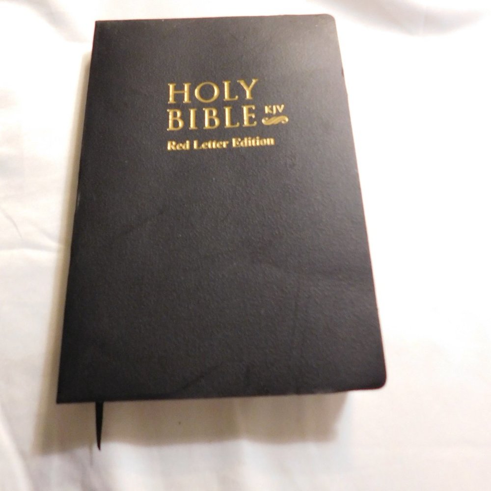 Holy Bible Red Letter Edition King James Version Old and New Testaments